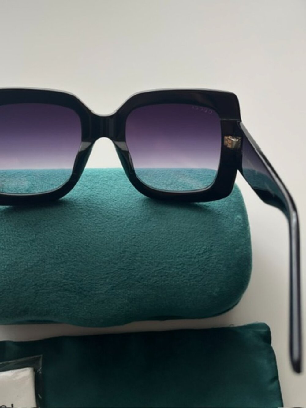 Gucci GG0083S Women's Oversized Square Black Frame Sunglasses - Picture 6 of 11